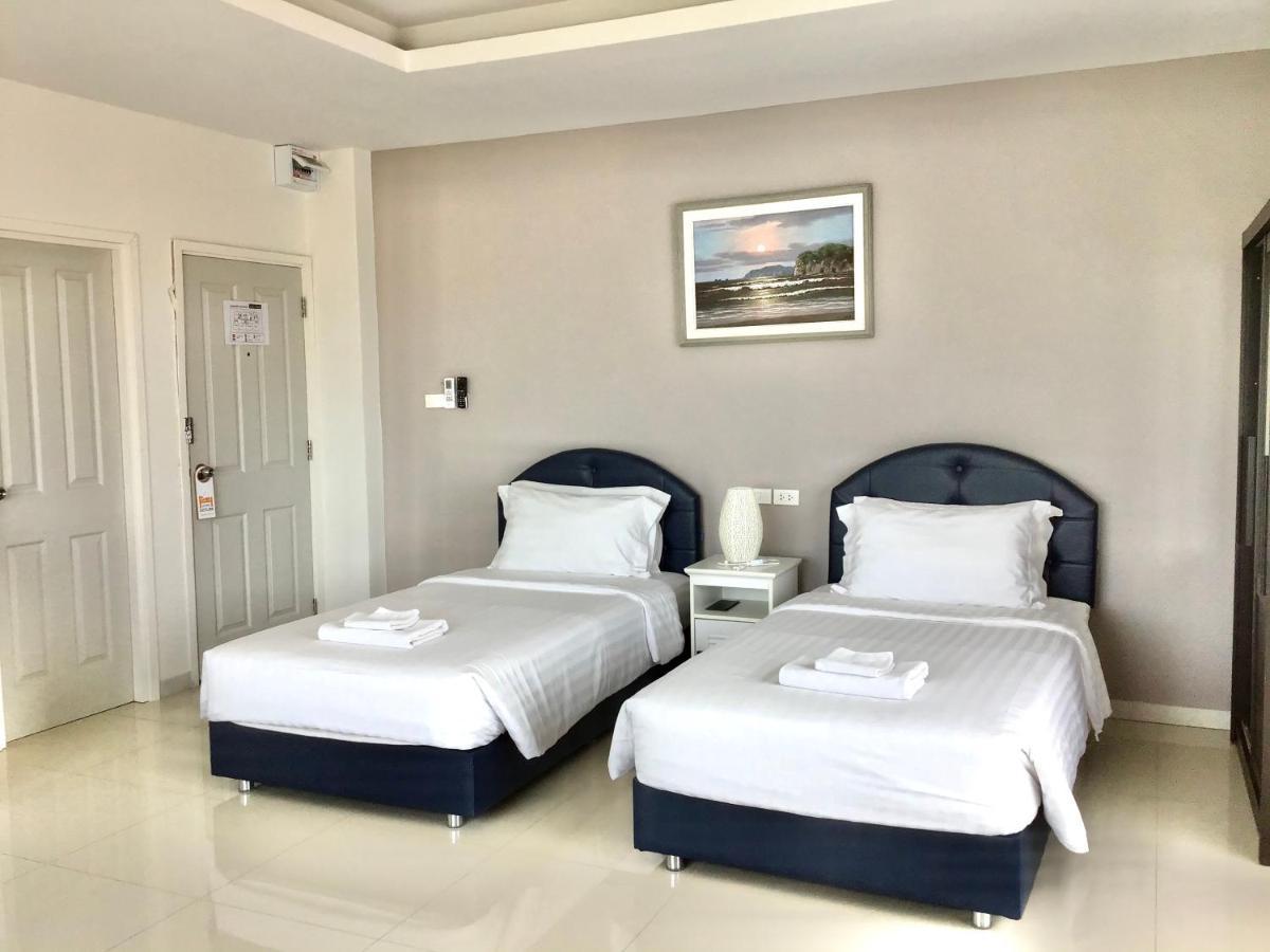 Baan Hinwong Hotel Ban Nong Hin  ภายนอก รูปภาพ