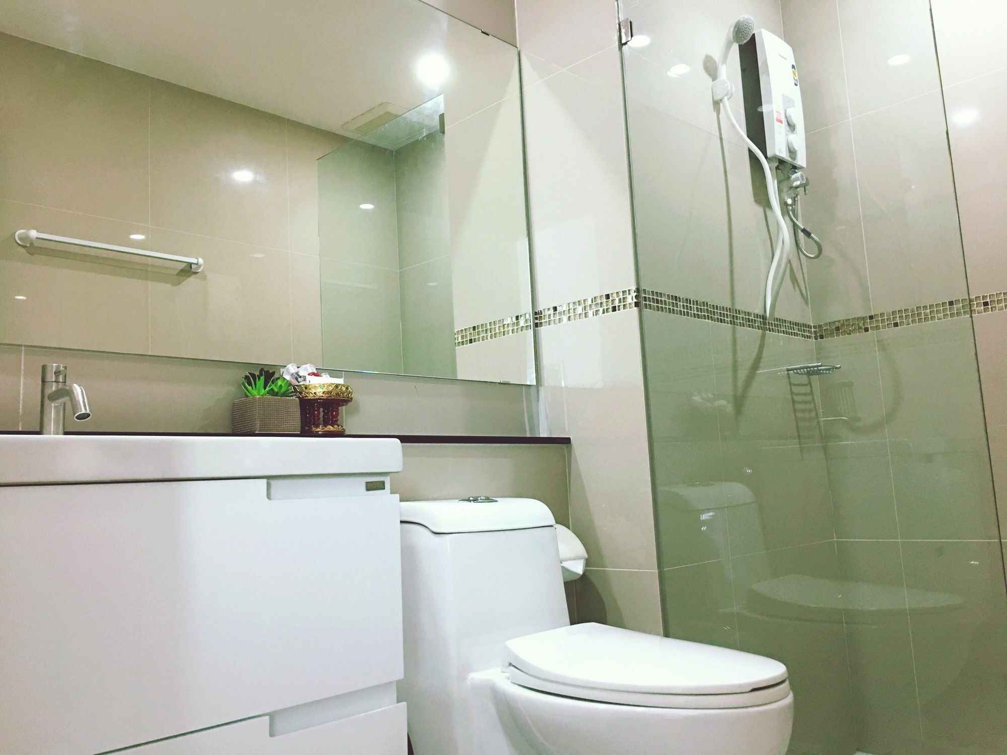 Baan Hinwong Hotel Ban Nong Hin  ภายนอก รูปภาพ